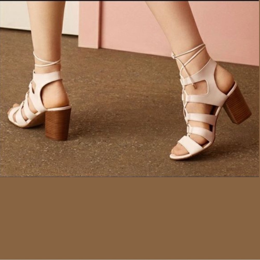 Coach • Larissa Lace-Up City Sandal gladiator cage heeled Chalk blush beige zs 9 - Picture 2 of 15